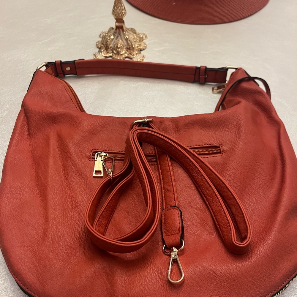 Elegant Red Leather Women's Bag